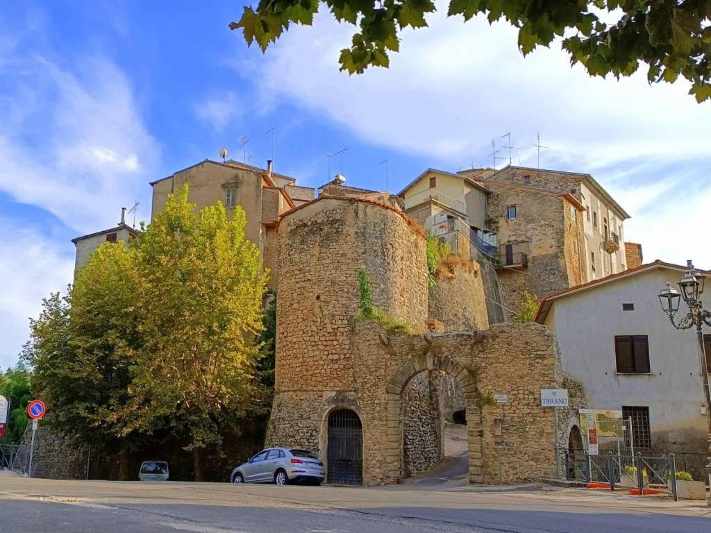 Villa Casa In Antico Borgo Medievale A Tarano Ri, Via Giacomo Leopardi, 15 Exterior foto